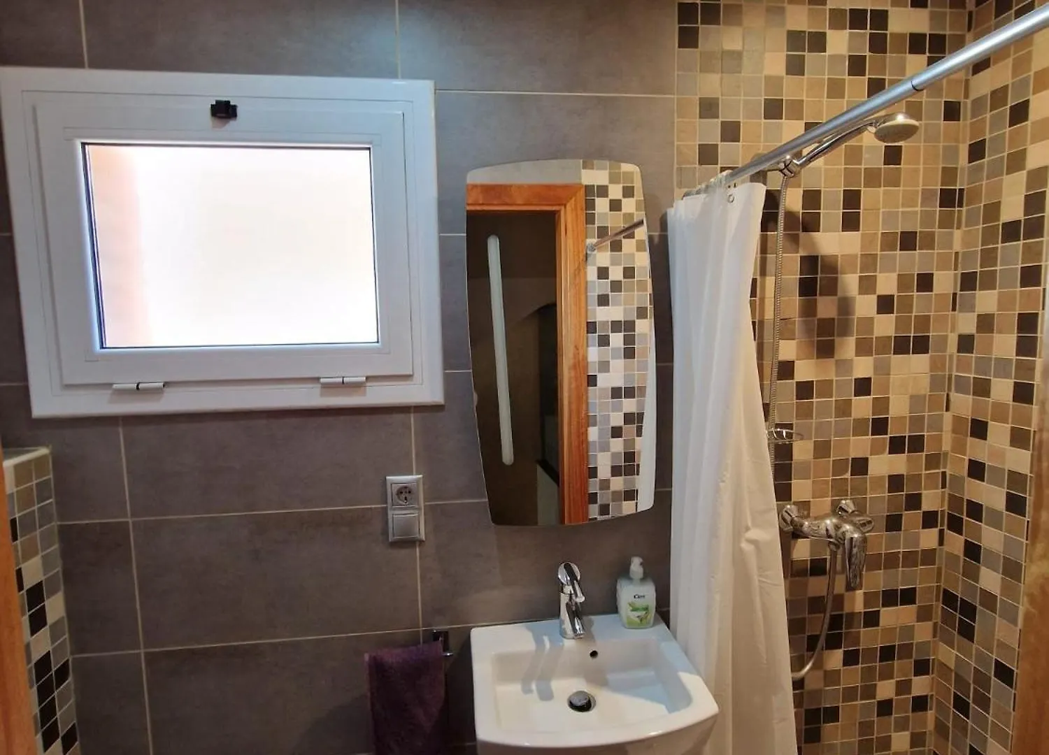 Cal Vals Villa Figueres  Figueres (Girona)